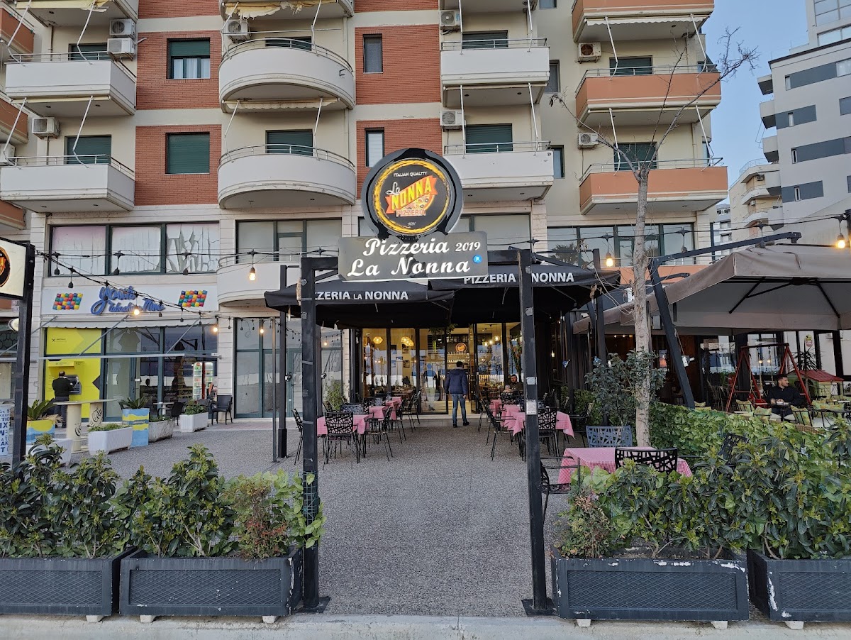 Pizzeria La Nonna